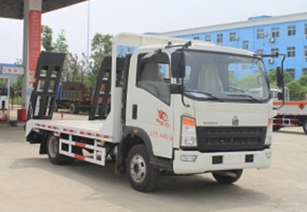 重汽豪沃平板運(yùn)輸車(chē)圖片 重汽豪沃平板運(yùn)輸車(chē)圖片
