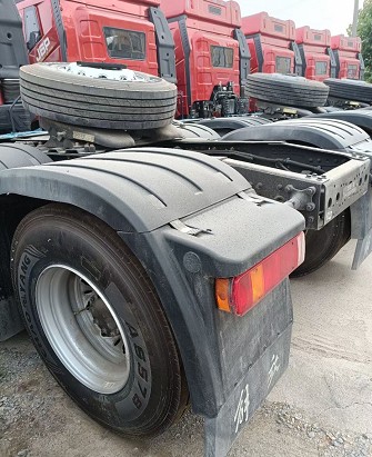 庫存解放J6P雙驅牽引車 庫存解放J6P雙驅牽引車